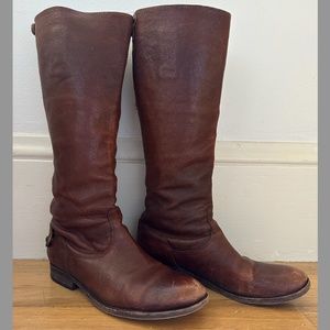 Frye Melissa Button Back Zip Boot